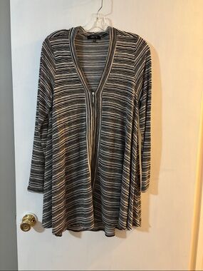 Comfy USA Black & White Striped Top